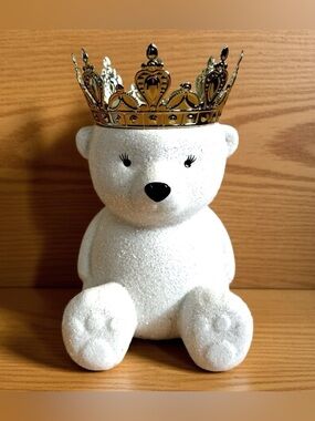 Bath & Body Works Royal Polar Bear Crown 3 Wick Candle Pedestal Holder Glitter